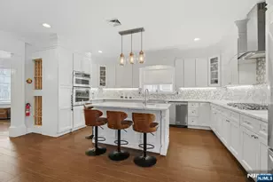 1077 Anderson, Fort Lee, NJ 07024 - Photo 11