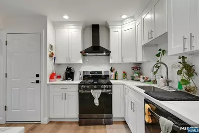 57 Ottawa Avenue, Hasbrouck Heights, NJ 07604 - Photo 13