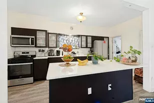 432 9th St, Fairview, NJ 07022 - Photo 5