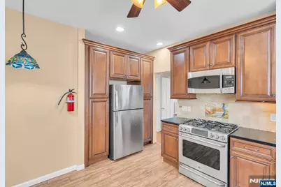 206 Highland Avenue 1 #1, Kearny, NJ 07032 - Photo 9