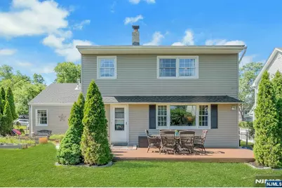 65 E Gramercy Place, Glen Rock, NJ 07452 - Photo 3