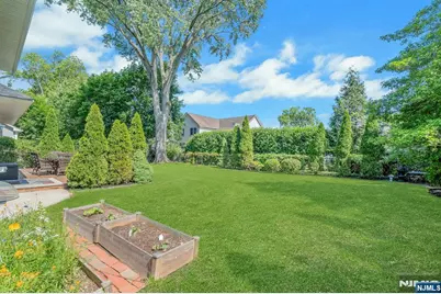 65 E Gramercy Place, Glen Rock, NJ 07452 - Photo 31