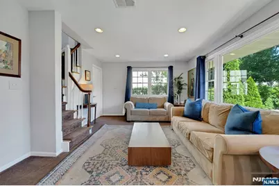 65 E Gramercy Place, Glen Rock, NJ 07452 - Photo 5