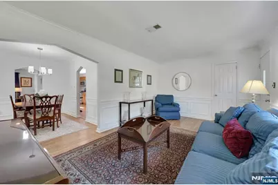 65 E Gramercy Place, Glen Rock, NJ 07452 - Photo 9
