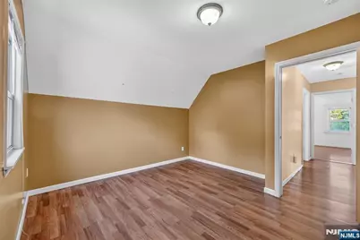 89 Watsessing Avenue, Bloomfield, NJ 07003 - Photo 27
