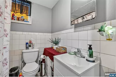 89 Watsessing Avenue, Bloomfield, NJ 07003 - Photo 37