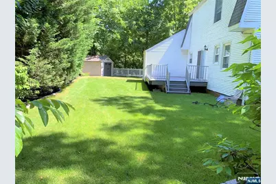 424 Eton Court, Ridgewood, NJ 07450 - Photo 3