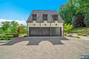 171 Campbell Rd, Far Hills, NJ 07931 - Photo 35