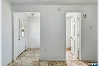 6112 Washington Street, West New York, NJ 07093 - Photo 7