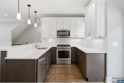 4 Central Avenue 4C #4C, Caldwell, NJ 07006 - Photo 11