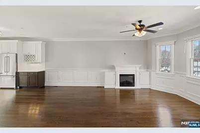 4 Central Avenue C #C, Caldwell, NJ 07006 - Photo 3