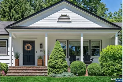 611 Wishing Well Road, Wyckoff Township, NJ 07481 - Photo 3