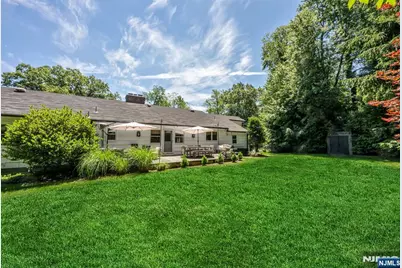611 Wishing Well Road, Wyckoff Township, NJ 07481 - Photo 39