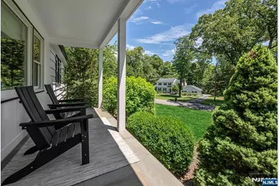 611 Wishing Well Road, Wyckoff Township, NJ 07481 - Photo 5