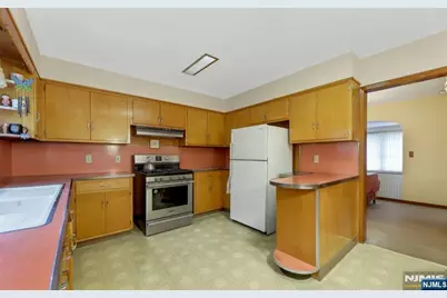 76 Prospect Avenue, North Arlington, NJ 07031 - Photo 15
