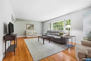 558 Green Ln, River Vale Township, NJ 07675 - Photo 5