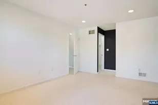 1125 Hyde Park Ct A2, Mahwah, NJ 07430 - Photo 13