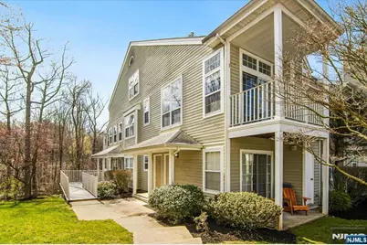 1125 Hyde Park Court A2 #A2, Mahwah, NJ 07430 - Photo 1