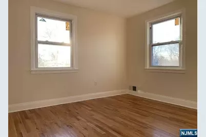 121 Longview, Leonia, NJ 07024 - Photo 9