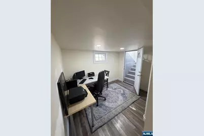 222 Riverview Place, Cliffside Park, NJ 07010 - Photo 11