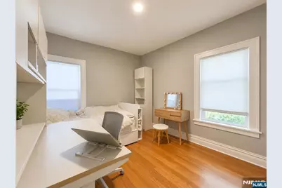 254 Midland Avenue, River Edge, NJ 07661 - Photo 9