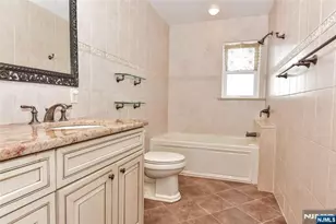 77 Herman St, Hackensack, NJ 07601 - Photo 29