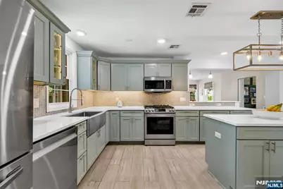 38 Hillside Avenue, Emerson, NJ 07630 - Photo 13