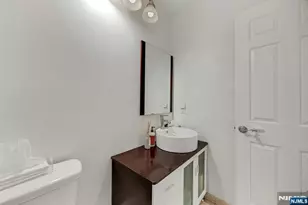 7 Eagles Notch Dr 4, Englewood, NJ 07631 - Photo 15