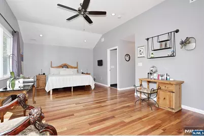 396 Burlington Road, Paramus, NJ 07652 - Photo 21