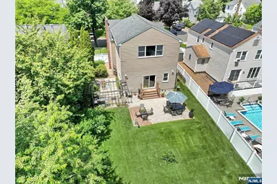 396 Burlington Road, Paramus, NJ 07652 - Photo 41