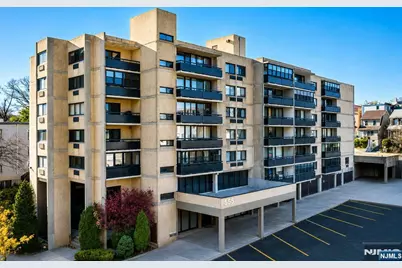 555 Gorge Road 6F #6F, Cliffside Park, NJ 07010 - Photo 1