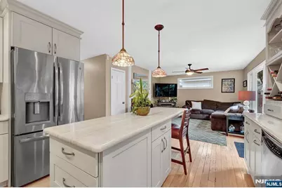 98 Maple Street, Rutherford, NJ 07070 - Photo 19