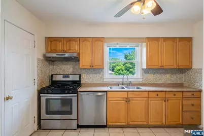 113 Grove Street, Tenafly, NJ 07670 - Photo 7
