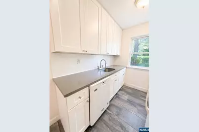 65 Regency Park 65 #65, Ramsey, NJ 07446 - Photo 9