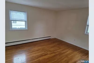 1624 Valley Street 2B #2B, Fort Lee, NJ 07024 - Photo 9