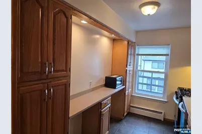 1624 Valley Street 2B #2B, Fort Lee, NJ 07024 - Photo 7