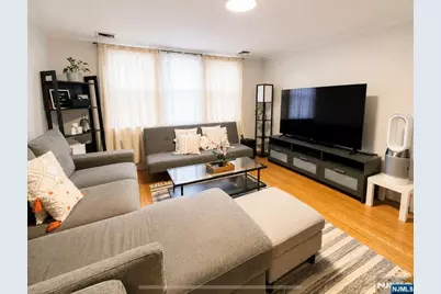 578 Hillside Street 2nd Floor #2ND FLOOR, Ridgefield, NJ 07657 - Photo 11