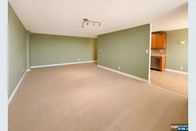 2200 N Central Road 10G #10G, Fort Lee, NJ 07024 - Photo 9