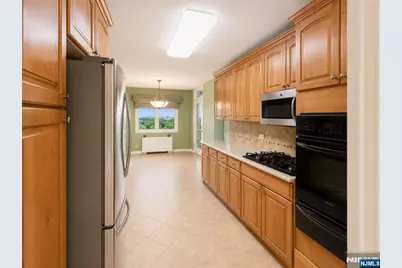2200 N Central Road 10G #10G, Fort Lee, NJ 07024 - Photo 13