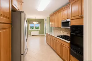 2200 N Central Road 10G, Fort Lee, NJ 07024 - Photo 13