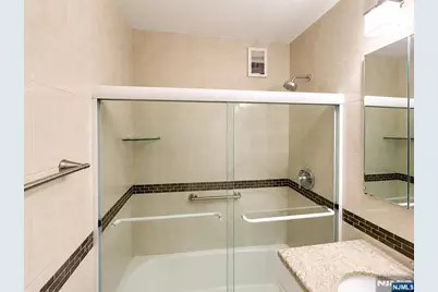 2200 N Central Road 10G #10G, Fort Lee, NJ 07024 - Photo 17