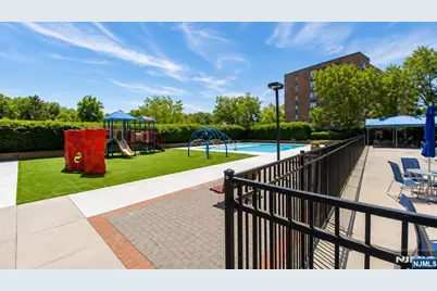 2200 N Central Road 10G #10G, Fort Lee, NJ 07024 - Photo 25