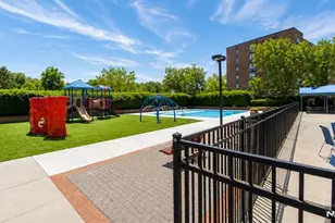 2200 N Central Road 10G, Fort Lee, NJ 07024 - Photo 25