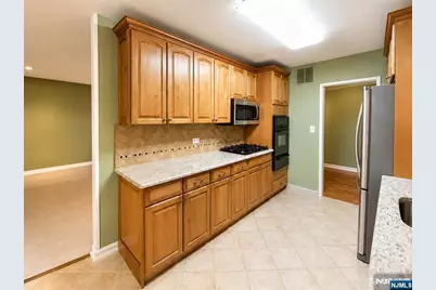 2200 N Central Road 10G #10G, Fort Lee, NJ 07024 - Photo 11