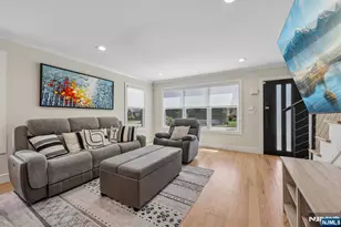 676 Ridgewood Ave, Oradell, NJ 07649 - Photo 5