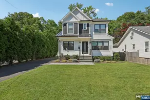 676 Ridgewood Ave, Oradell, NJ 07649 - Photo 3