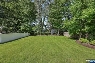 676 Ridgewood Ave, Oradell, NJ 07649 - Photo 45