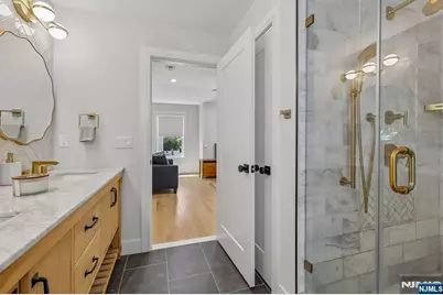 676 Ridgewood Avenue, Oradell, NJ 07649 - Photo 29