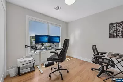 676 Ridgewood Avenue, Oradell, NJ 07649 - Photo 37