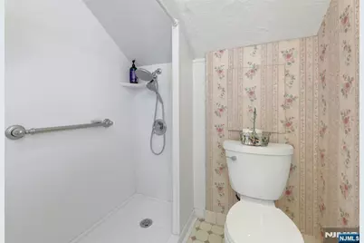 337 Corona Place, Ridgewood, NJ 07450 - Photo 21